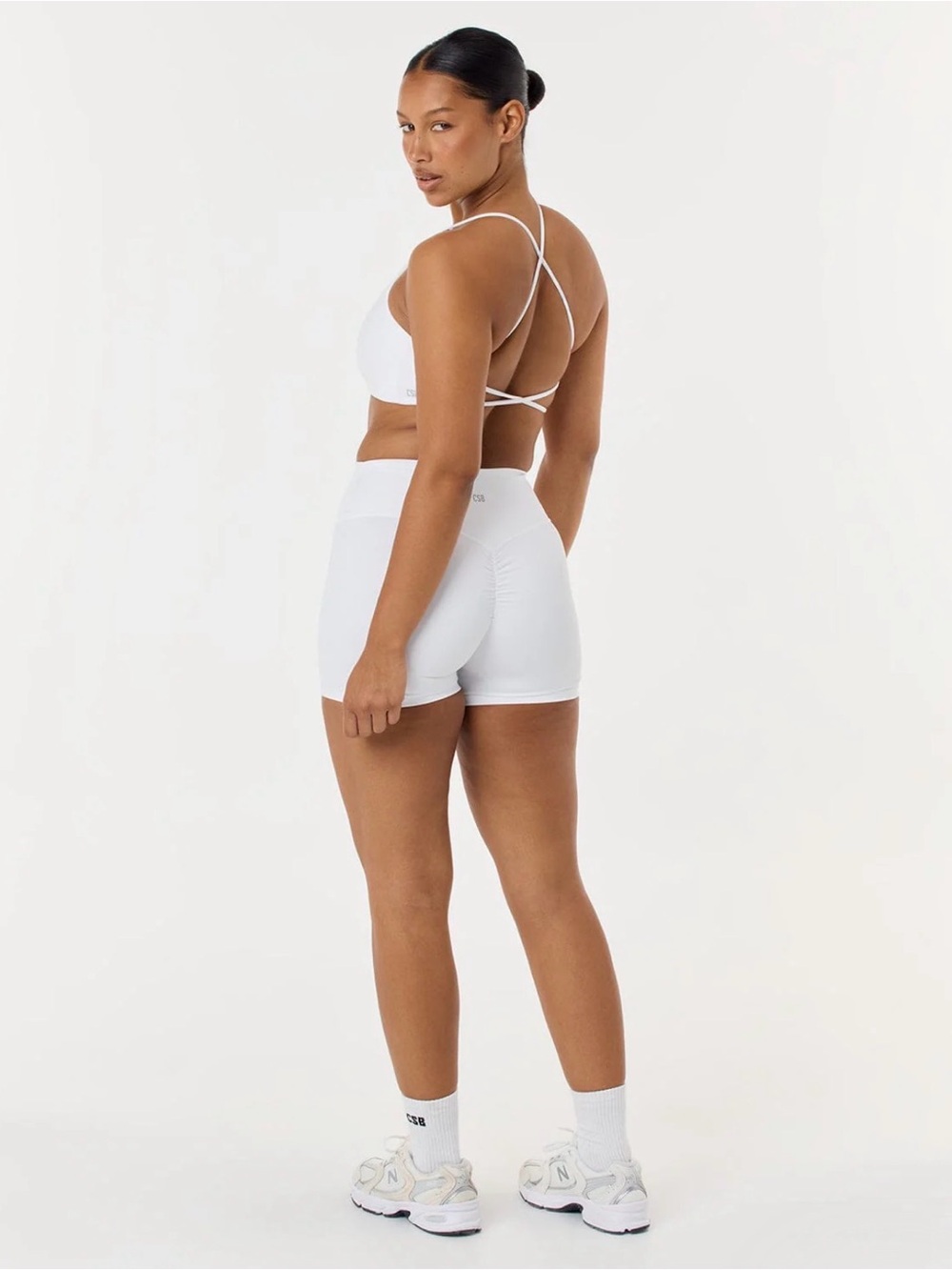 CSB Serenity Scrunch Shorts 4" NWOT size M - Picture 5 of 11